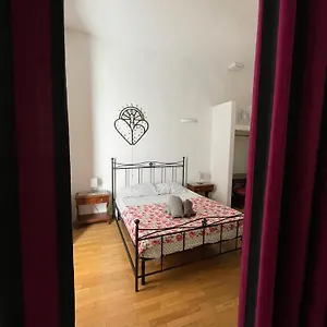 Lovely In Old Town Bed & Breakfast Bari